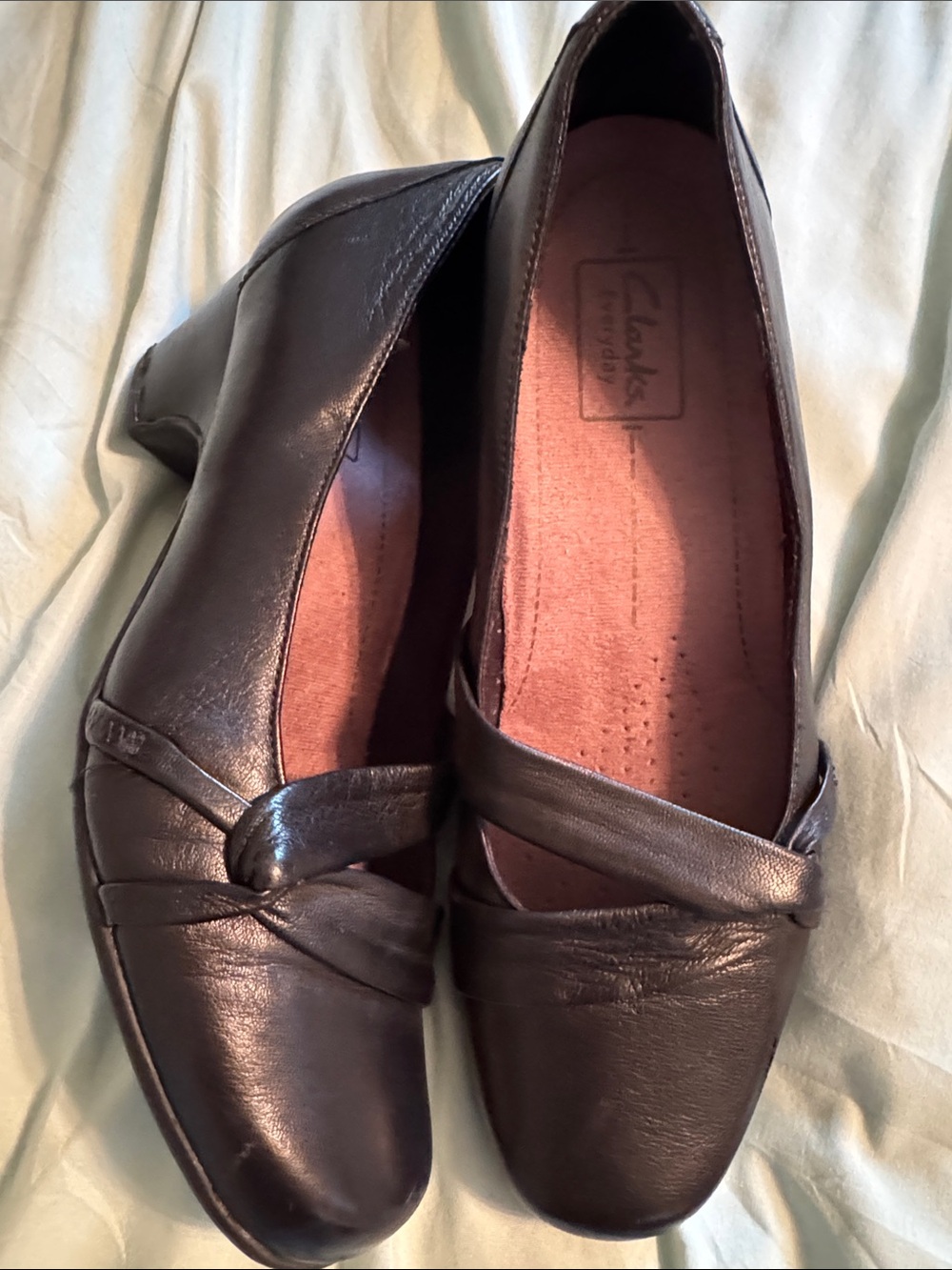 Clarks Women's Brown Leather Low Heel Slip-On Pumps